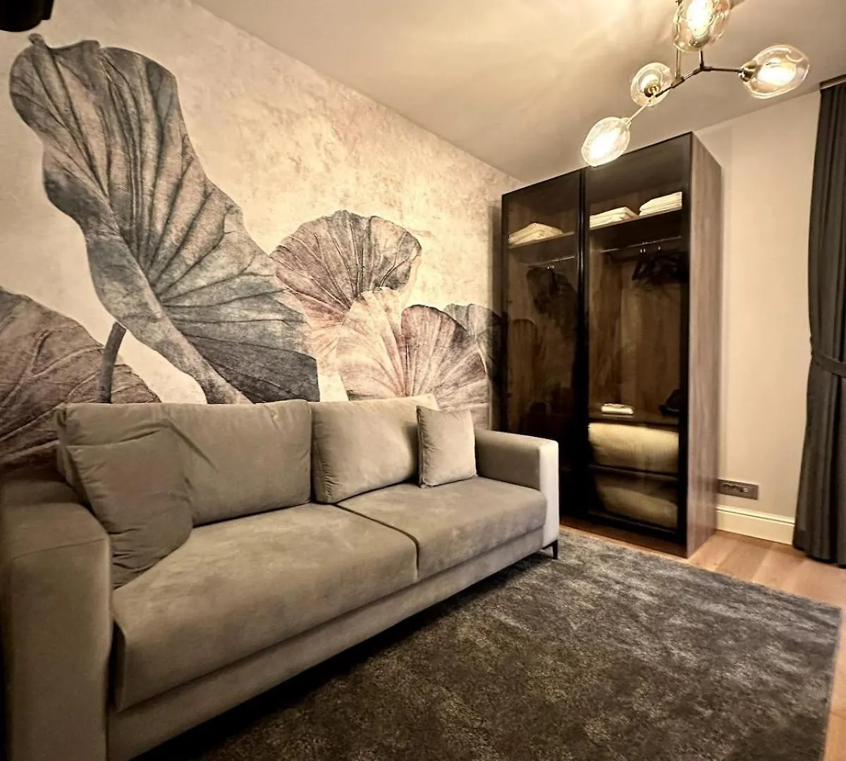 Sunlit Serenity Designer'S Dream Istanbul Apartment