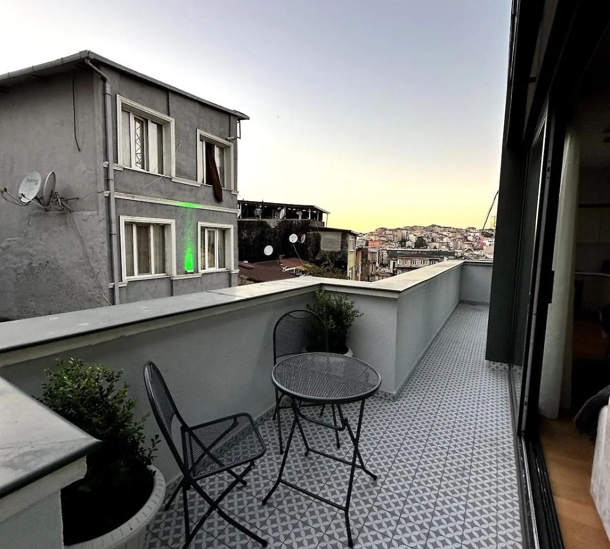 Sunlit Serenity Designer'S Dream Istanbul
